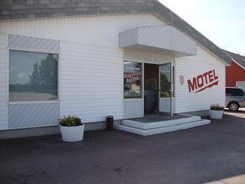 Motel De La Riviere Saint-Félicien Eksteriør billede